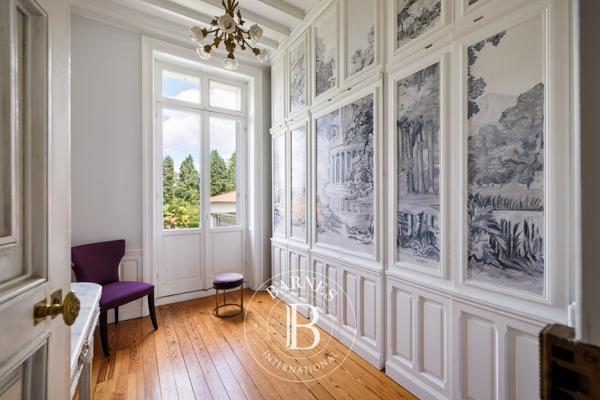 Pau, Appartement 3 Chambres -  298 m² à vendre