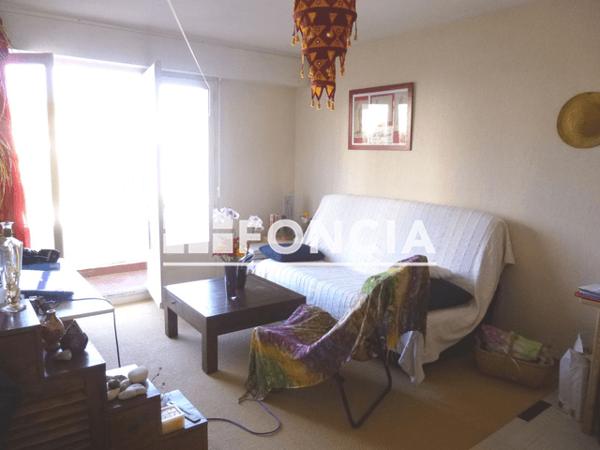 Location Appartement 2 pièces 46.88 m² - 7 RUE PASTEUR La Roche Sur Yon 85000