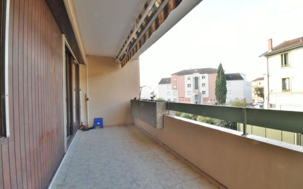 Appartement à vendre    4 pièces • 86,20 m2 Romans-sur-Isère