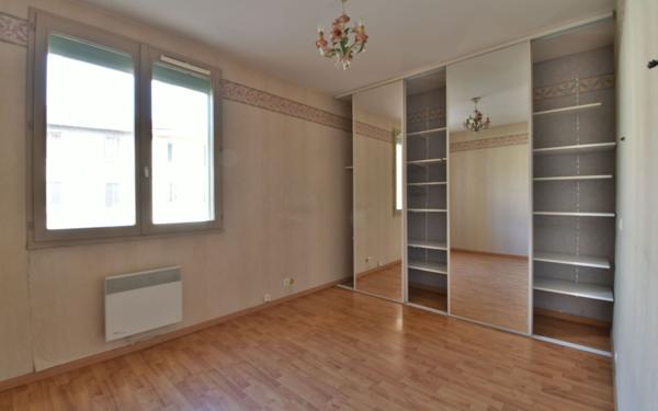 Appartement à vendre    4 pièces • 86,20 m2 Romans-sur-Isère