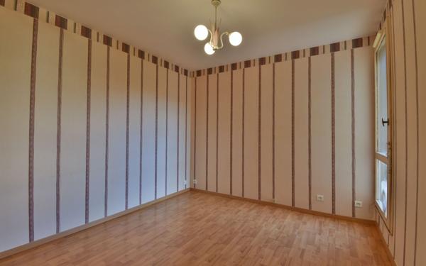 Appartement à vendre    4 pièces • 86,20 m2 Romans-sur-Isère