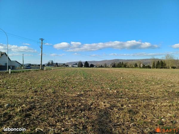 Terrain plat 1 372 m² avec vue Pyrénées