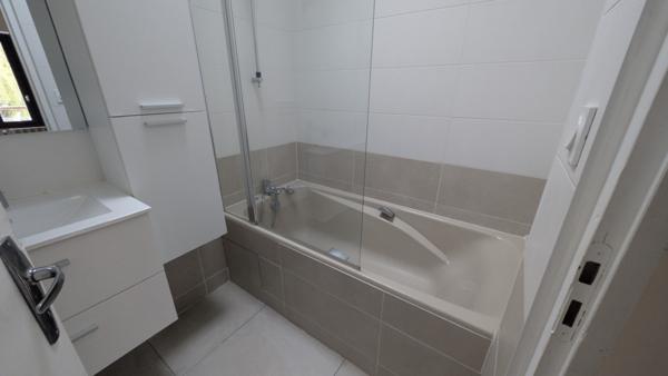Maison  5 pièce(s)  3 chambre(s)  109 m²
