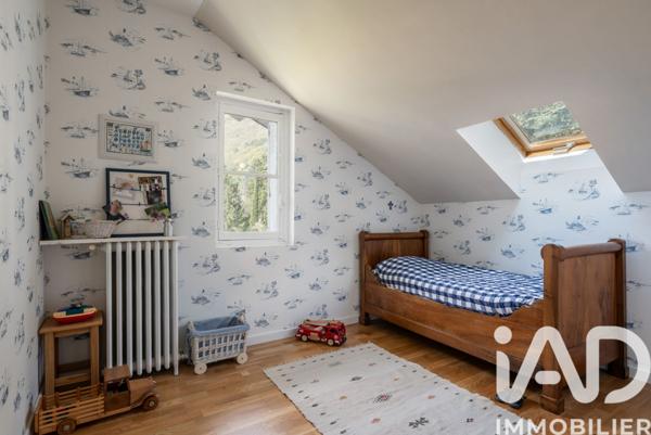 Maison à vendre 15 pièces 266 m² La Tronche