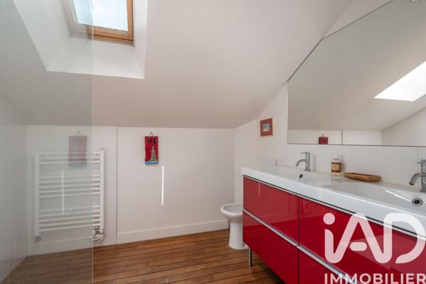 Maison à vendre 15 pièces 266 m² La Tronche