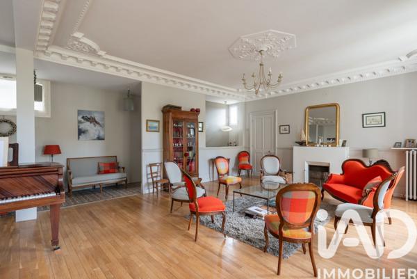 Maison à vendre 15 pièces 266 m² La Tronche