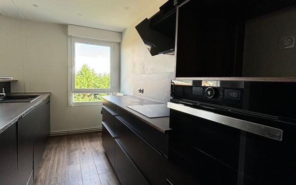 Appartement à louer    3 pièces •  Compiègne