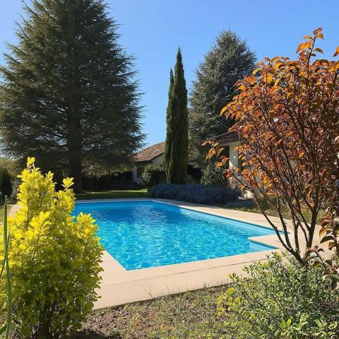 Maison 5 pièces 200m² à vendre à Cessy 01170