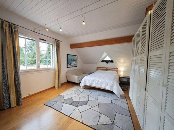 Maison 5 pièces 200m² à vendre à Cessy 01170