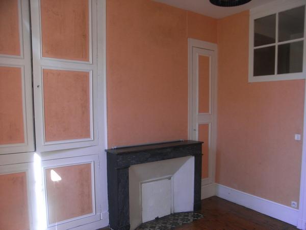 Rodez, Boulevard d'Estourmel, proche cathédrale, local Professionnel en rez-de-chaussée de 46 m²