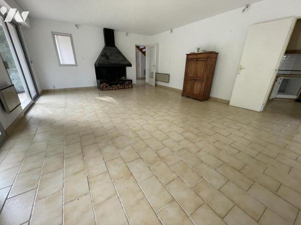 Maison de 170m² à rénover sur un terrain de 2204m²