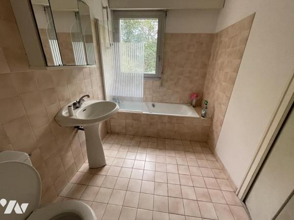 Maison de 170m² à rénover sur un terrain de 2204m²