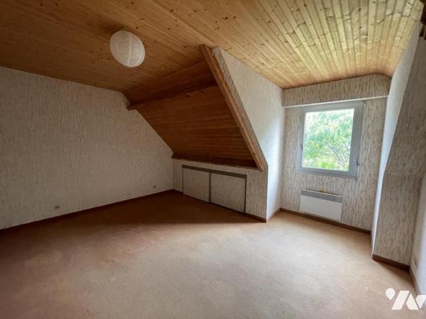 Maison de 170m² à rénover sur un terrain de 2204m²