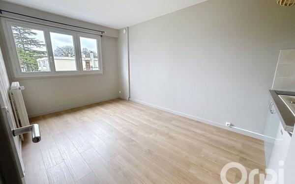 Appartement à vendre    1 pièce • 18,18 m2 Clamart