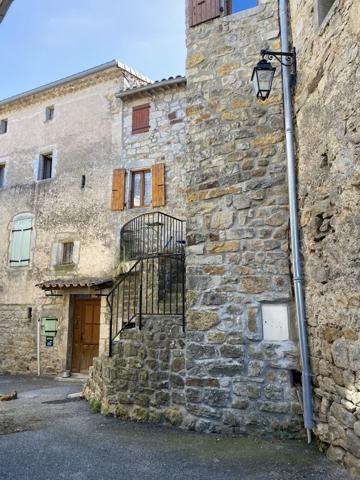 Maison de village F3 rénovée