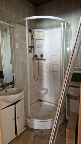 Maison sur trois niveaux à Saintes 3 pièce(s) 43m² habitable