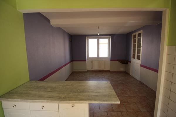 Randan (63310) MAISON 114M2 4P AVEC GRANGE ET TERRAIN A RANDAN