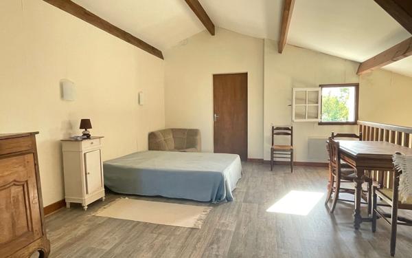 Maison à vendre    6 pièces •  Saint-Pierre-d'Oléron