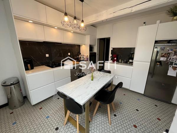 Maison 6 pièces  -  163 m2