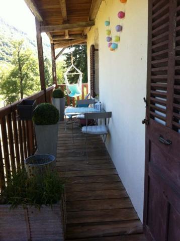 APPARTEMENT JEURRE - 3 pièce(s) - 66.06 m²