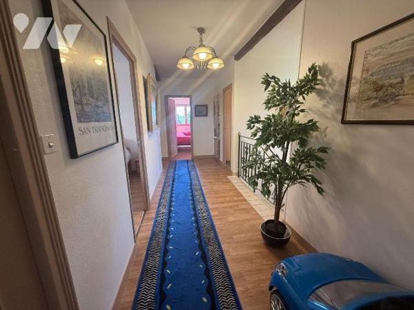 A VENDRE, PLESTIN LES GREVES

Situé entre le centre de PLESTIN LES GREVES et ses plages, 
Dé...