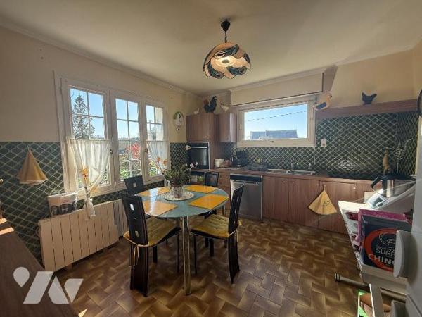 A VENDRE, PLESTIN LES GREVES

Situé entre le centre de PLESTIN LES GREVES et ses plages, 
Dé...