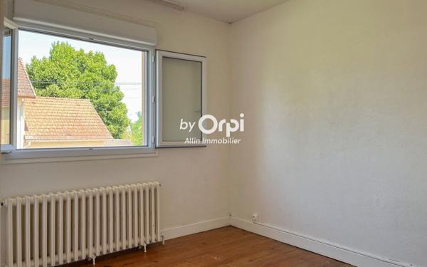 Maison à vendre    5 pièces •  Cosne-d'Allier