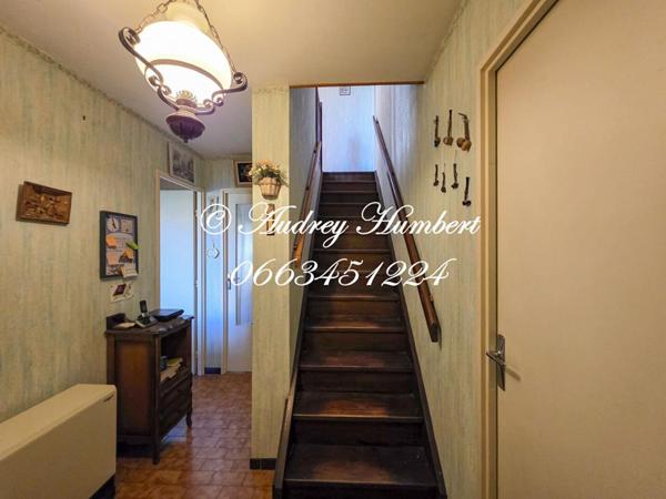 EXCLUSIVITE, PIERREVERT, dans un cadre nature et préservé, BELLE VILLA de 122 m² + veranda et gargae de 40 m² sur 3000 m² de jardin arboré