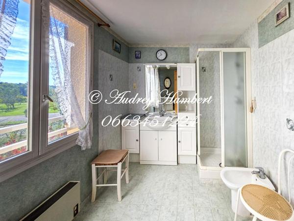 EXCLUSIVITE, PIERREVERT, dans un cadre nature et préservé, BELLE VILLA de 122 m² + veranda et gargae de 40 m² sur 3000 m² de jardin arboré