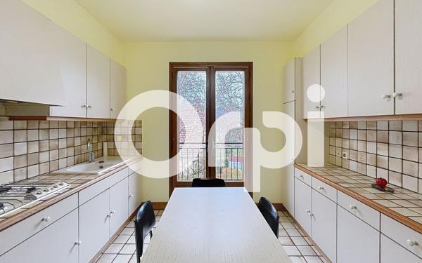 Maison à vendre    3 pièces • 90 m2 Brive-la-Gaillarde