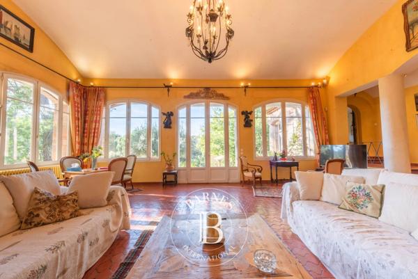 Saint-Raphaël, Villa 4 Chambres -  300 m² à vendre