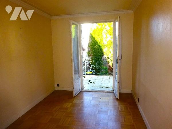 ENSEMBLE DE DEUX MAISONS A VENDRE AU CENTRE DE NOGENT LE ROTROU