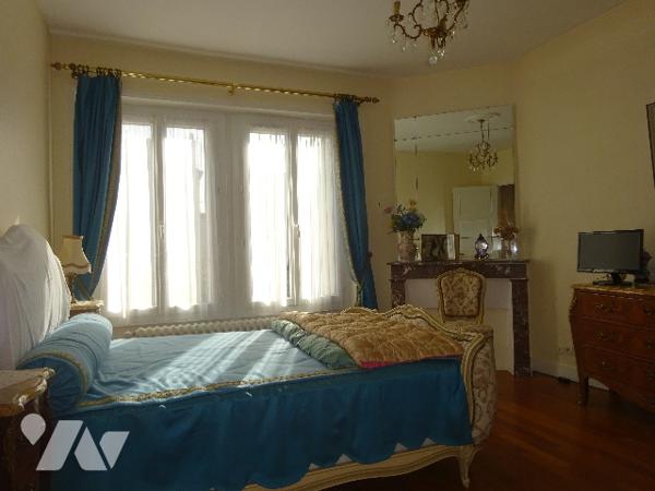 ENSEMBLE DE DEUX MAISONS A VENDRE AU CENTRE DE NOGENT LE ROTROU