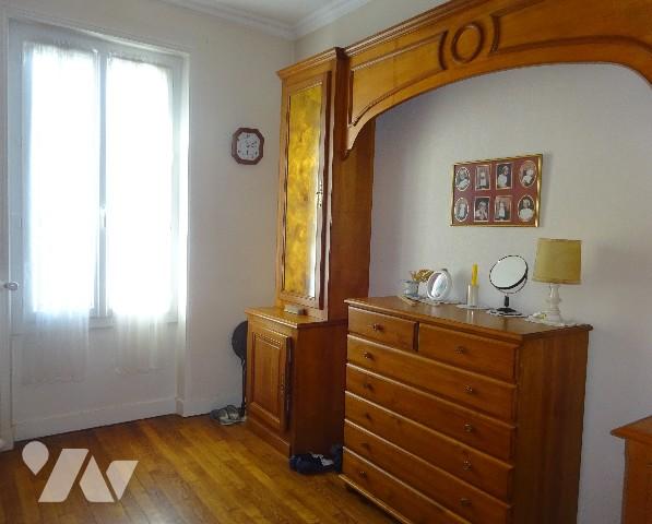 ENSEMBLE DE DEUX MAISONS A VENDRE AU CENTRE DE NOGENT LE ROTROU