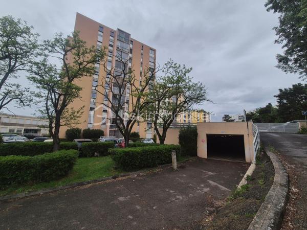 Parking de 14 m²