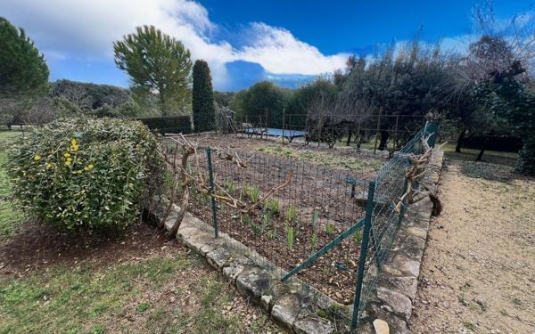 Maison à vendre    5 pièces • 147 m2 Orgnac-l'Aven