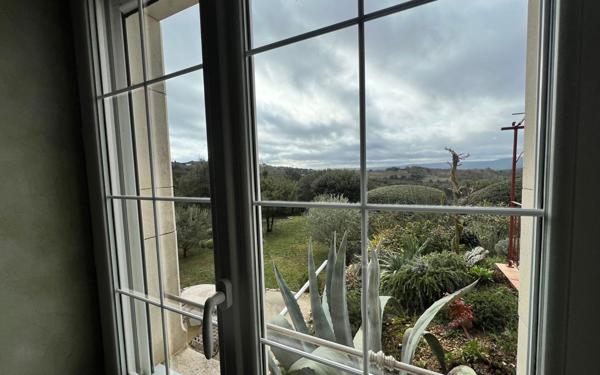 Maison à vendre    5 pièces • 147 m2 Orgnac-l'Aven