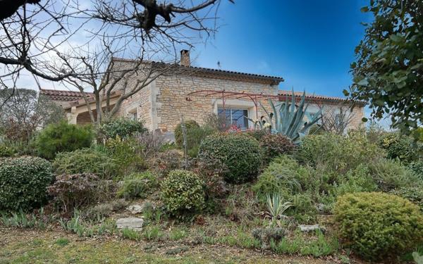 Maison à vendre    5 pièces • 147 m2 Orgnac-l'Aven