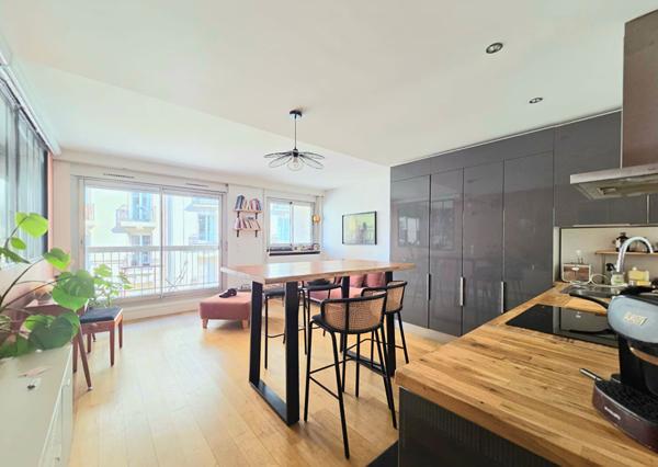 Magnifique 2 pièces avec balcon de 9m² - Square Gardette