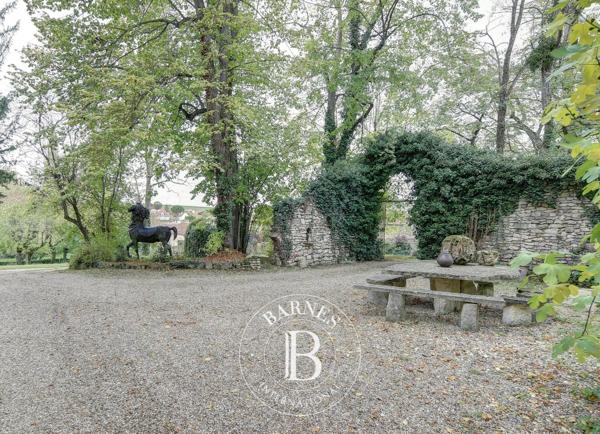 Saint-Nom-la-Bretèche, Maison 6 Chambres -  550 m² à vendre