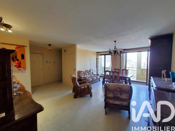 Appartement à vendre 6 pièces 97 m² Montigny-le-Bretonneux