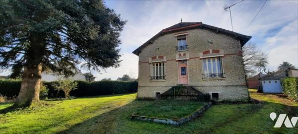 Ravissante Meulière à rafraîchir à Ecueillé (36240)