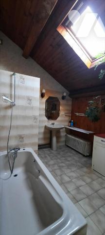 Ravissante Meulière à rafraîchir à Ecueillé (36240)