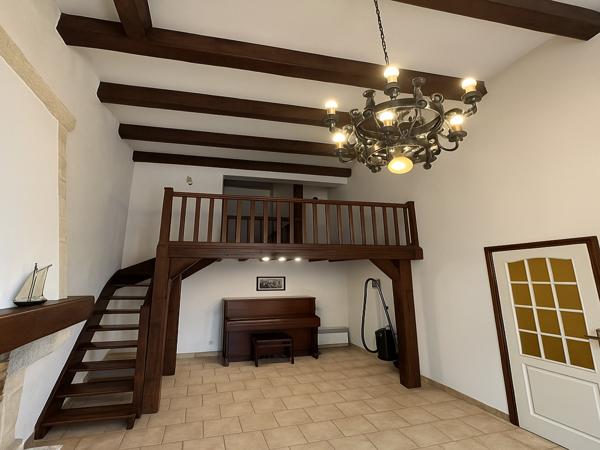 Marseille (13004) A Vendre - T4 DUPLEX AVEC JARDIN ET GARAGE - MARSEILLE