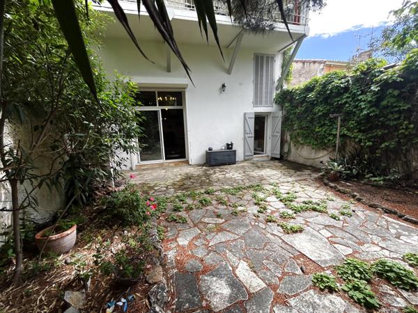 Marseille (13004) A Vendre - T4 DUPLEX AVEC JARDIN ET GARAGE - MARSEILLE