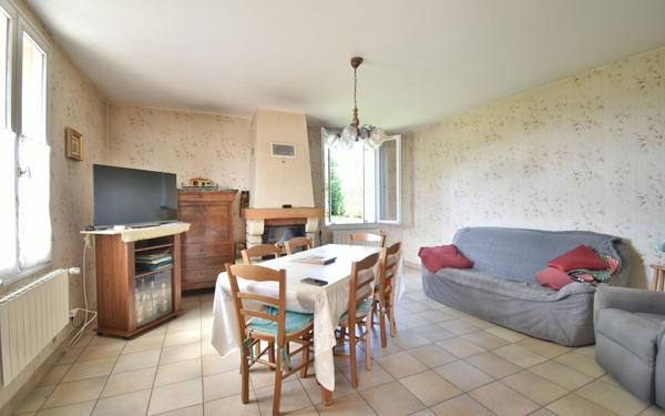 Maison à vendre    4 pièces •  Meximieux