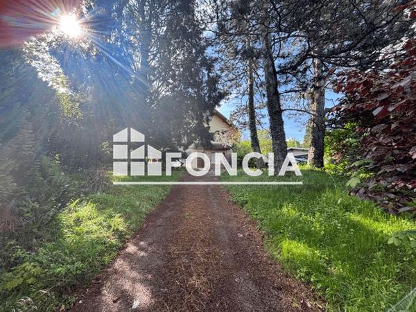 À vendre Maison 8 pièces 307 m² - Besançon 25000