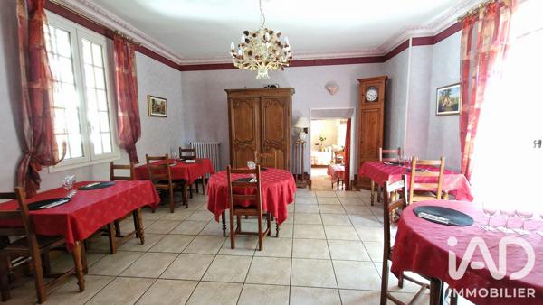Maison à vendre 30 pièces 1 100 m² Beaumont-en-Véron