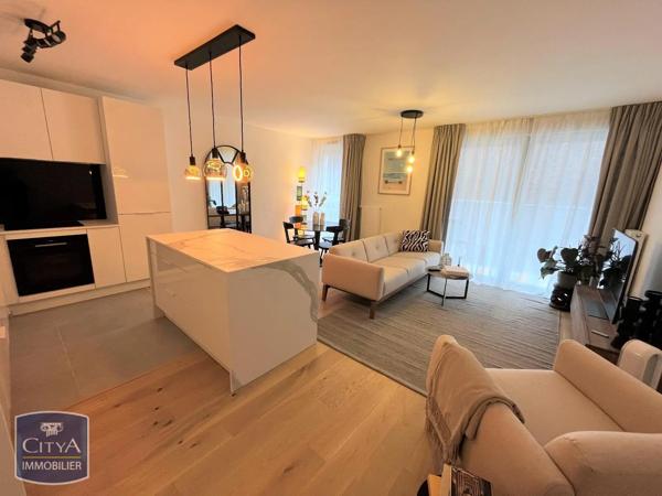 Appartement à louer 3 pièces 71.18m² Lille (59000)