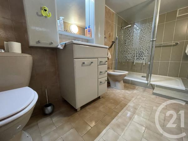 Maison à vendre  4 pièces - 120 m 2   MARSEILLE  - 13015
